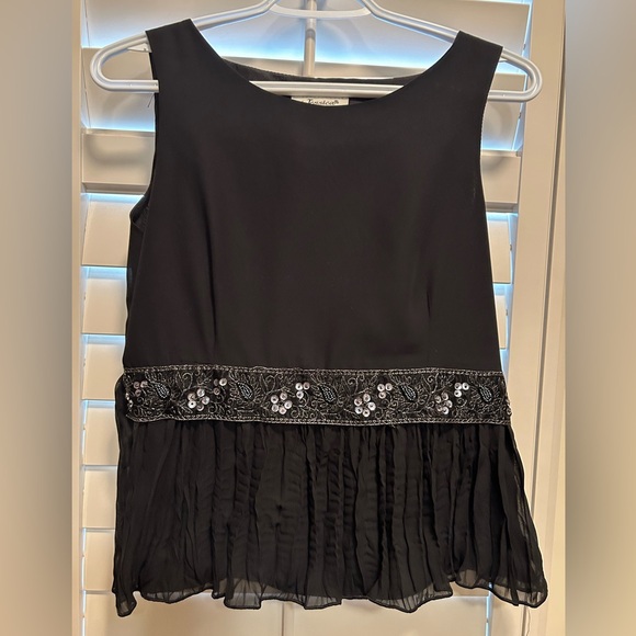 Gorgeous top beads only on front, silky soft - Picture 1 of 1